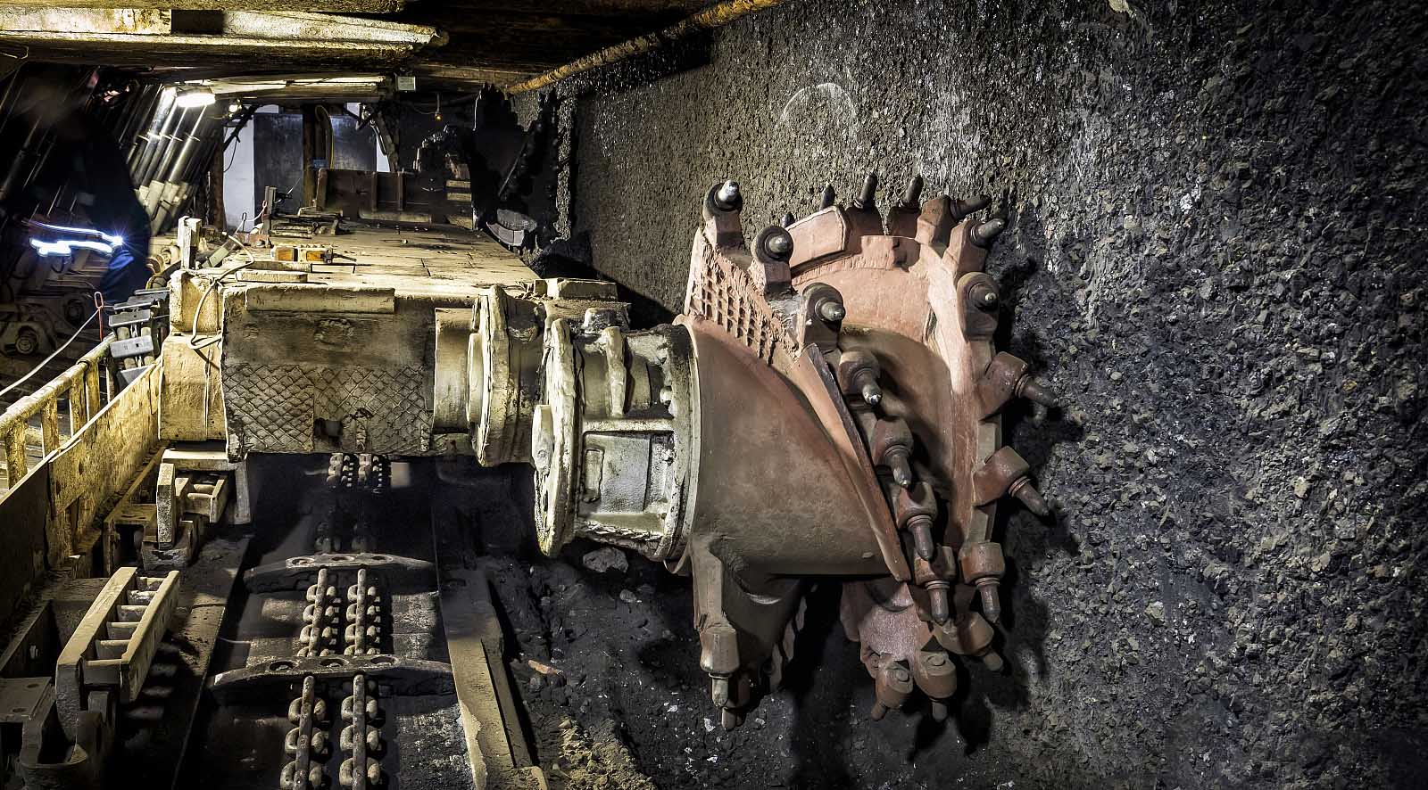 1615346195704774.jpg longwall-mining-by-HOT-Mining-4.jpg