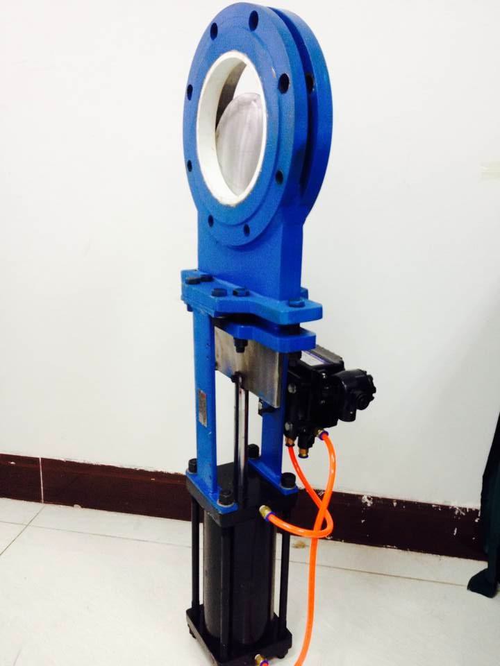 673X-2-5-6-10-16-simulation-control-knife-gate-valve.jpg