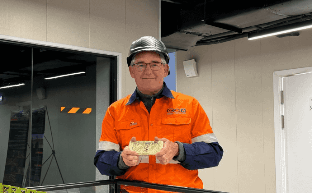 HOT-First Gold Pour-Mongolia (3).png