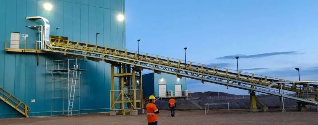 Onsite-Mongolia-Gold-Mine (1).png