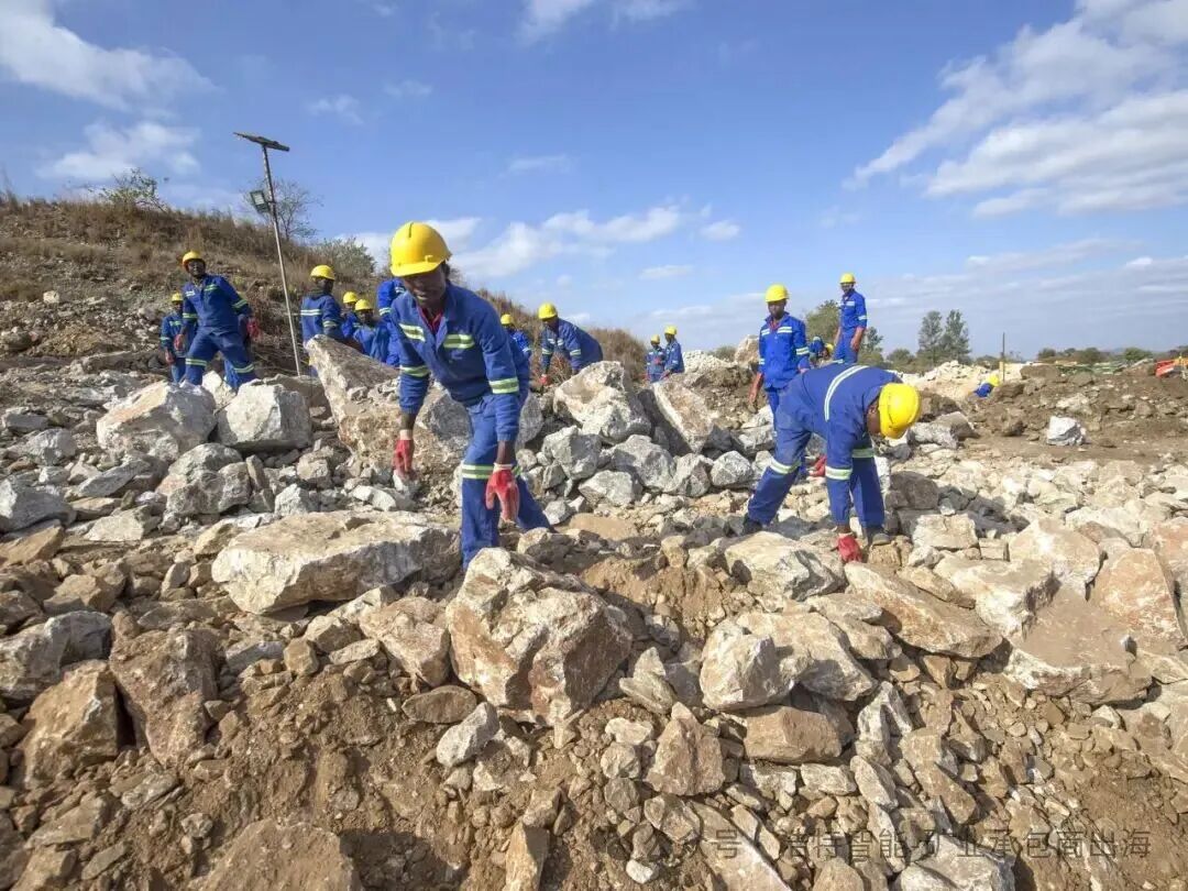 1779860810269421.jpg AI-powered-mineral-exploration-in-Africa (4).jpg